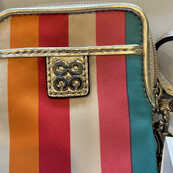Coach Julia striped universal case New NWT original price $58 pastel stripes - Picture 3 of 8